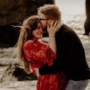 Meet your Posher, Devin